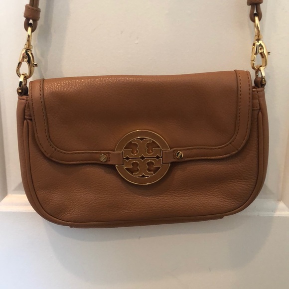 Tory Burch Handbags - Tory Burch over the shoulder bag